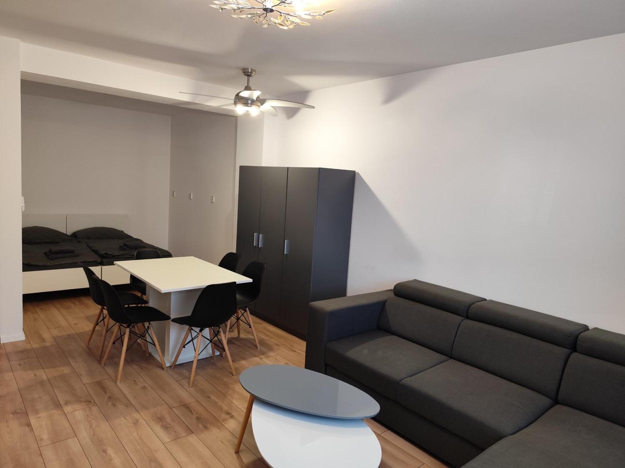 2 Room Apartment, Near Oc Galeria, Petrzalka Bratislava Exterior foto